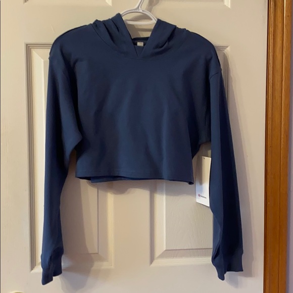 Lululemon Cropped Hoodie - Picture 3 of 5